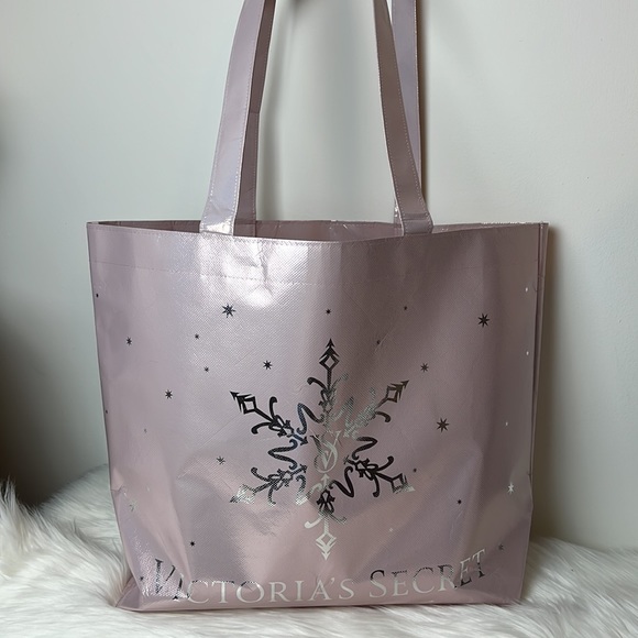 Victoria’s Secret Pink Snowflake VS Logo Reusable Gift Bag, Shopping Bag - Picture 1 of 8